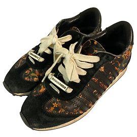Autre Marque Sapatilhas Dsquared2 em camurça com estampado floral