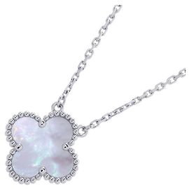 Collar Van Cleef & Arpels Alhambra de madreperla