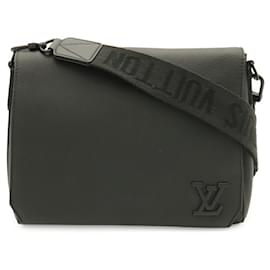 Louis Vuitton LV Aerogram Takeoff Schultertasche