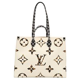 Louis Vuitton Monogram Jungle Giant OnTheGo GM Tote Bag