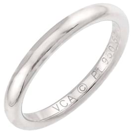 Van Cleef & Arpels Tendrement Platinring