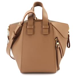 Borsa a mano Loewe Hammock Compact in pelle marrone