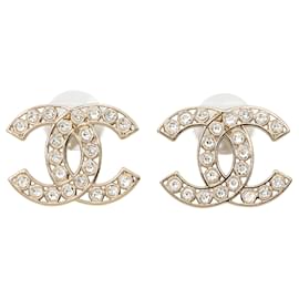 Orecchini Chanel CC placcati oro con strass e chiusura a pressione