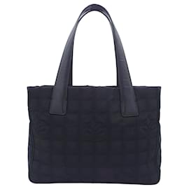 Borsa Tote Chanel New Travel Line in Nylon Nero