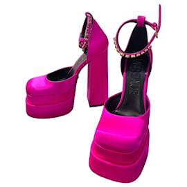 Décolleté Versace Medusa Aevitas in raso fucsia
