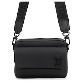 Borsa a tracolla Louis Vuitton in pelle nera