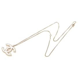 Collar con colgante acolchado Chanel Gold CC chapado en oro