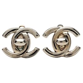 Orecchini a clip Chanel Silver CC Brass Turn Lock