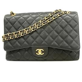 Borsa a tracolla Chanel in vitello granulato marrone
