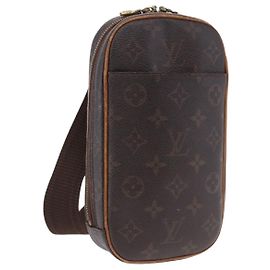 Louis Vuitton Pochette Gange Monogram Canvas