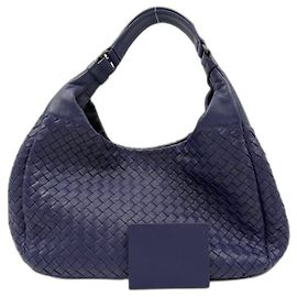 Bolsa Bottega Veneta Intrecciato em Purple