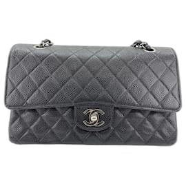 Borsa a tracolla CHANEL Matelassé in nero