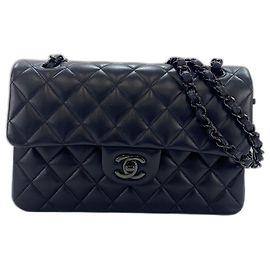 Chanel Matelassé 23 Shoulder Bag