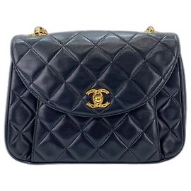 CHANEL Matelassé 23 Shoulder Bag