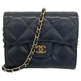 Chanel Matelassé Schultertasche mit Kette