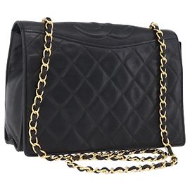 CHANEL Schultertasche mit Kette aus gestepptem Lammleder Schwarz Goldfarben CC Auth BA15379A