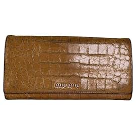 Cartera Vintage Miu Miu de piel con relieve de cocodrilo Tan
