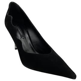 Décolleté Casadei in camoscio nero con bordo festonato e tacco a lama argento