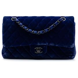 Borsa a tracolla Chanel Medium Classic Velvet Double Flap Blu