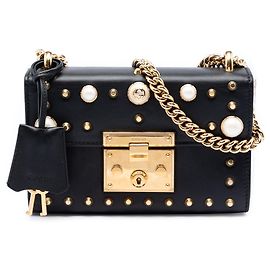 Borsa crossbody Gucci Small in pelle nera con perle e chiusura a lucchetto