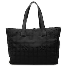 Bolso Tote Chanel New Travel Line de nailon negro