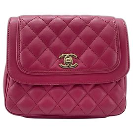 Bolsa de ombro Chanel Matelassé em rosa