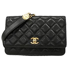 Portafoglio a spalla con catena Chanel Matelassé