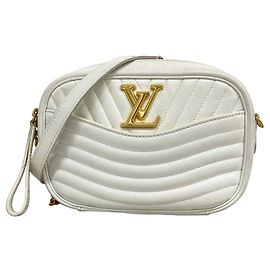 Borsa a tracolla Louis Vuitton New Wave Camera M53863