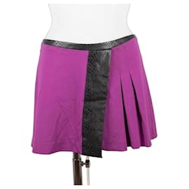 Minifalda Pinko Morada con Detalles en Ecopiel