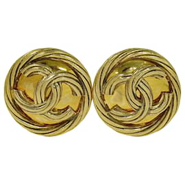 Chanel Vintage Round CC Clip-On Metal