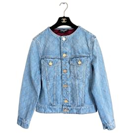 Chaqueta vaquera Chanel con monograma