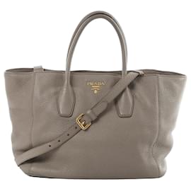 Prada 2Way Handtasche aus Vitello Daino Leder, Grau