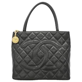 Borsa Tote Chanel in vitello martellato nero