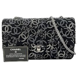 Borsa a tracolla Chanel nera