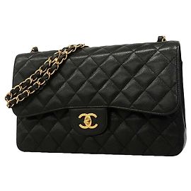 Borsa a tracolla Chanel in pelle di vitello martellata nera