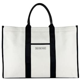 Borsa Balenciaga nera e avorio