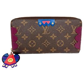Cartera Zippy Totem Long Monogram Canvas Louis Vuitton