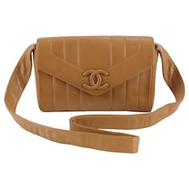 Bolso de hombro Chanel Mademoiselle de piel de cordero