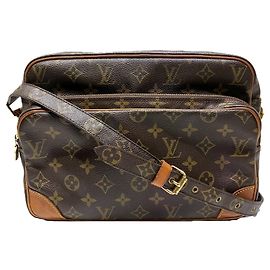 Bolsa de Ombro Louis Vuitton Nile