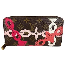 Louis Vuitton Monogram Bay Chain Print Zippy Wallet