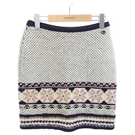 Falda de cachemira Chanel