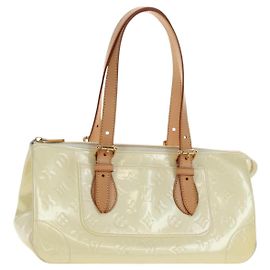 LOUIS VUITTON Monogram Vernis Rosewood Avenue Bag Perle M93508