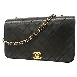 Borsa a tracolla Chanel Matelassé con catena