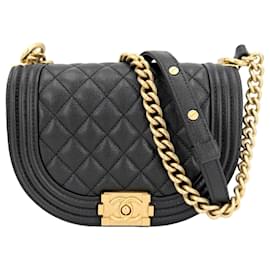 Chanel Matelassé Halbmond-Schultertasche für Damen