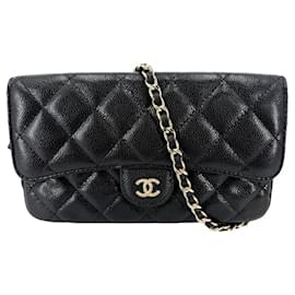 Chanel Matelassé Schultertasche mit Klappe für Damen