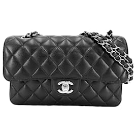 Borsa a tracolla Chanel Matelassé 23