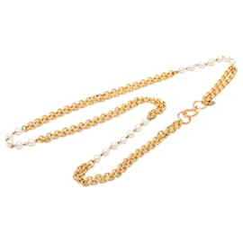 Collar Chanel de doble vuelta de perlas falsas chapado en oro dorado
