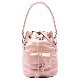 Mini borsa secchiello Fendi Mon Tresor in raso rosa