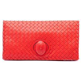 Clutch Bottega Veneta Red Nappa Intrecciato Turn Lock