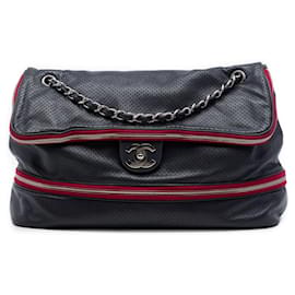 Borsa a tracolla espandibile Chanel in vitello traforato blu